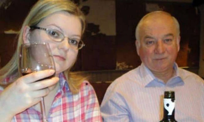 Δύο Ρώσοι κατηγορούνται από τους Βρετανούς για την απόπειρα δολοφονίας των Σκριπάλ